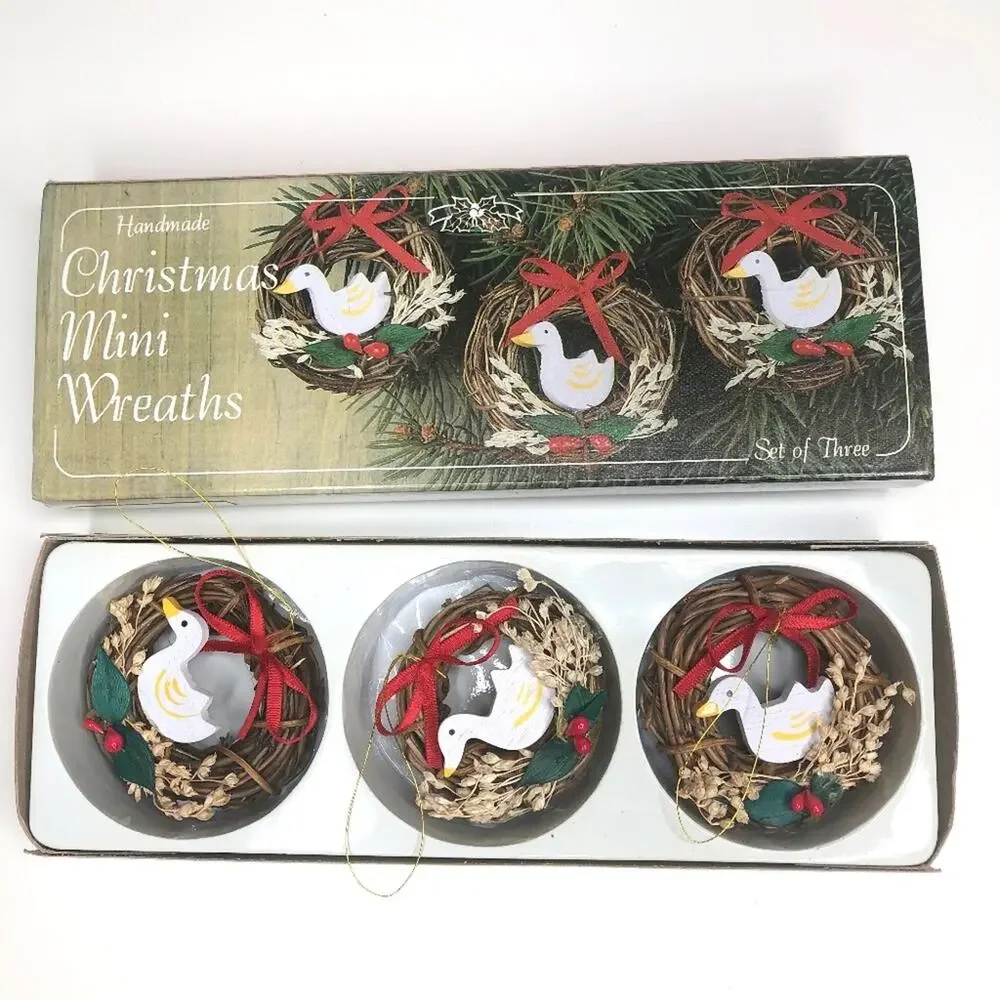 Vintage 1985 Handmade Christmas Mini Wreath Ornaments